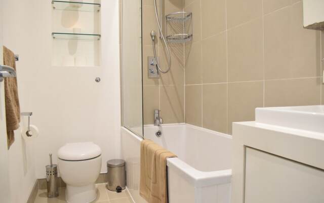 1Br - Notting Hill/Westbourne Park - Ff - Rgb 82545