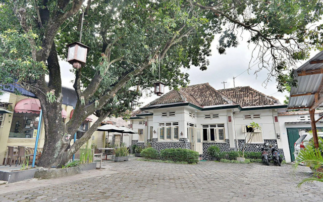ZEN Rooms Panembahan Kraton