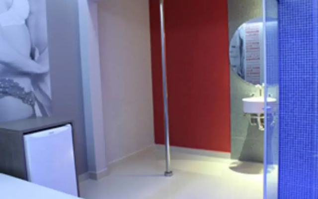 Flex Inn Hotel - Adults Only