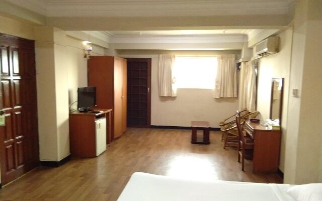 Hotel Halpin