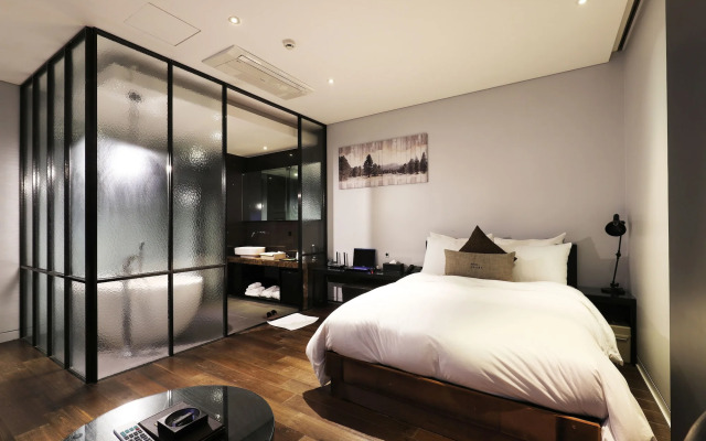 Hotel Amare