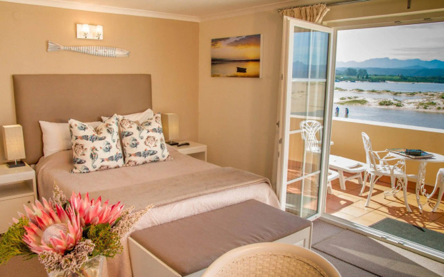 Milkwood Manor on Sea Hotel