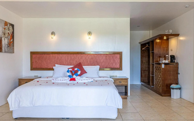 Blue Star Dive & Resort