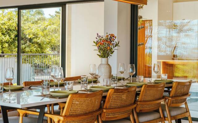 Villa Avocagolf Uluwatu by Nakula