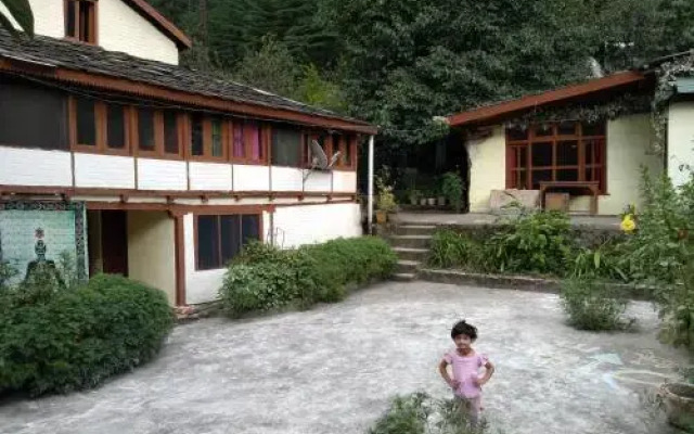 Thakur cottage homestay