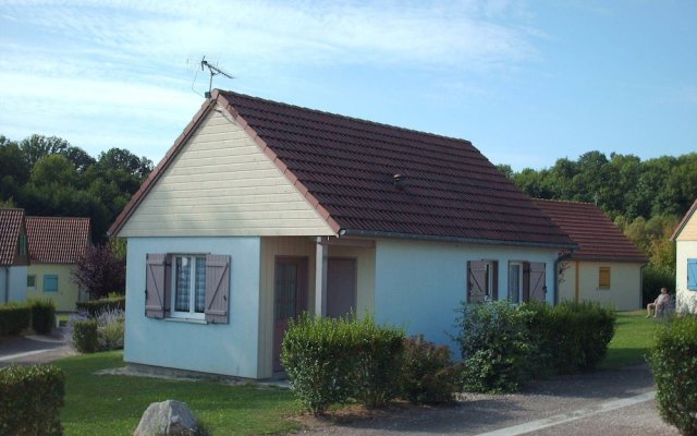 Semi-detached Chalet With a Terrace 100 m. From the Beach