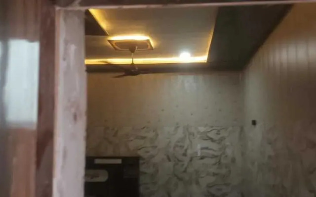 G.D Guest House By GRB