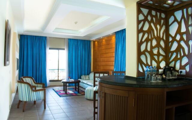 Parrotel Aquapark Resort