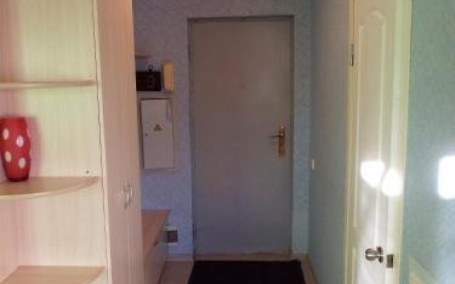 На Набережной