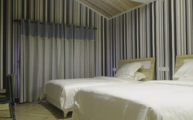 Zhangjiajie Landscape Love Theme Inn
