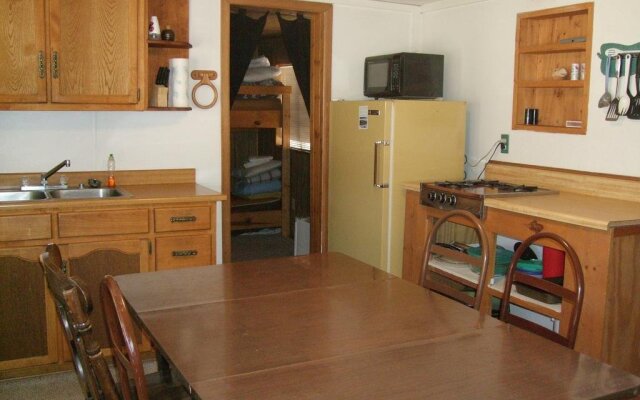 Sierra Bonita Cabins and RV Park