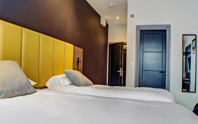 OYO Tamworth Arms Boutique Pub & Hotel