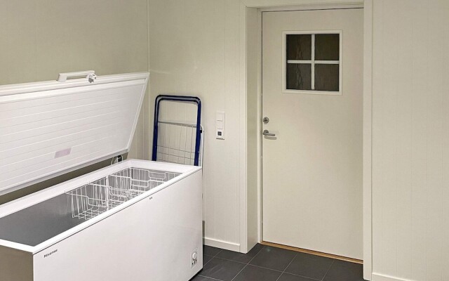 12 Person Holiday Home in Alfoten