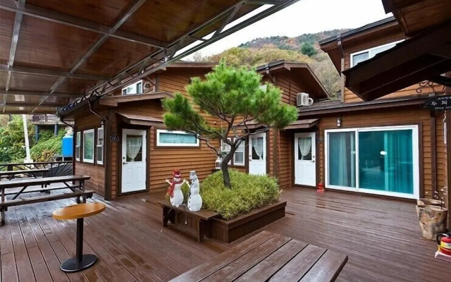 Jirisan Shiri Pension