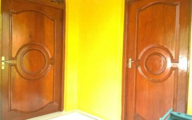 B & B Home Stay