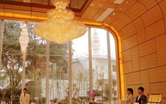 HL Garden Holiday Hotel