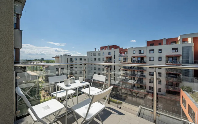 Wrocław Krzyki Apartment by Renters
