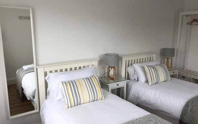 Eyre Square Townhouse