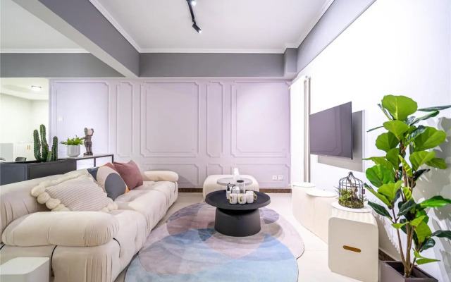 Locals Apartment House 20