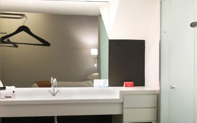 ONOMO Hotel Waterfront