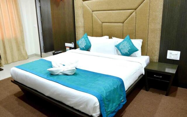 OYO 1546 The Sensation Hotel