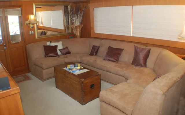 Luxury 3 level traditional Yacht