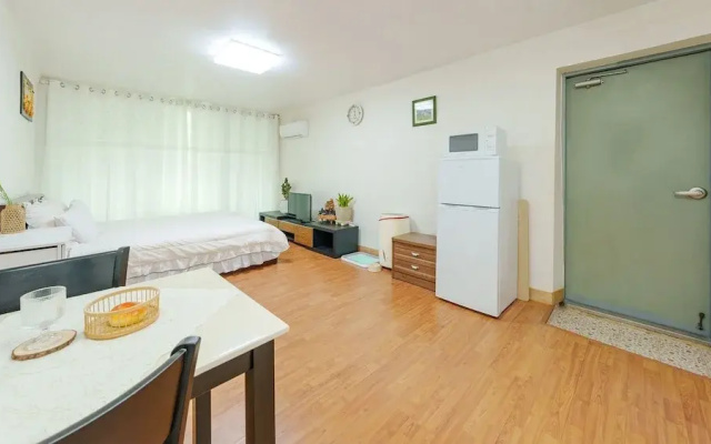 Taean Norabureo Pet Pension