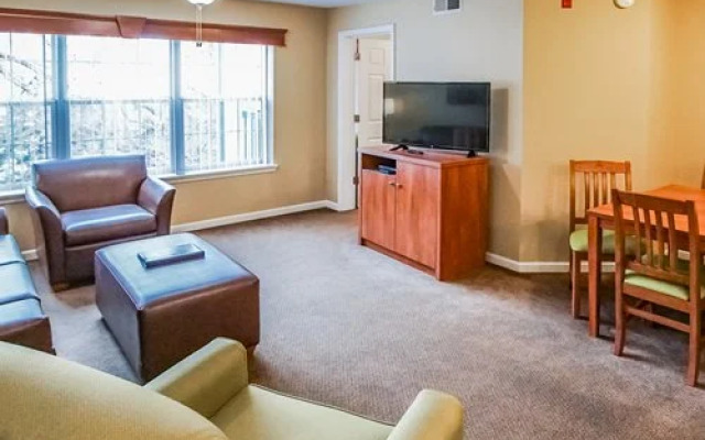 Surrey Vacation Resort/Carriage Place