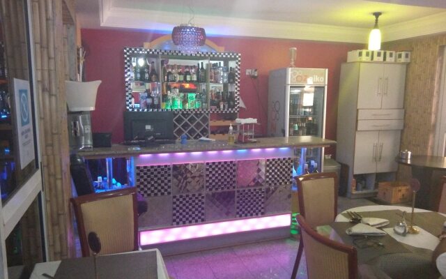 Parischoice Hotels & Resort