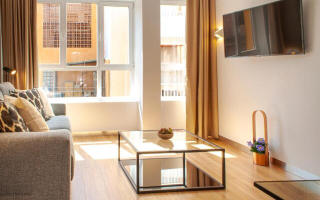 MyFlats Luxury Downtown