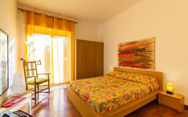 Large Apartment in the Heart of Chiaia