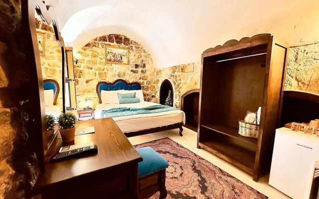 Fairouz Otel