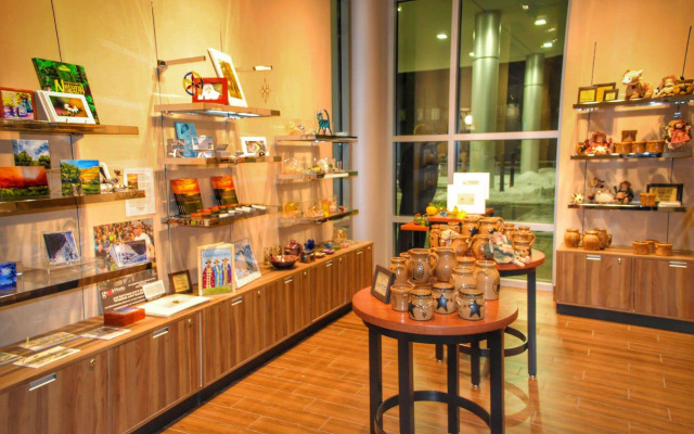 Doubletree By Hilton Reading