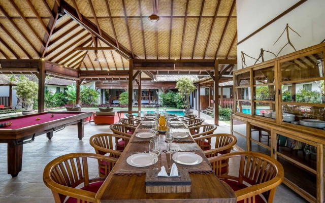 Villa Cira