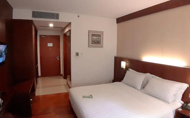 Oak Tree Emerald Hotel & Conventions Semarang