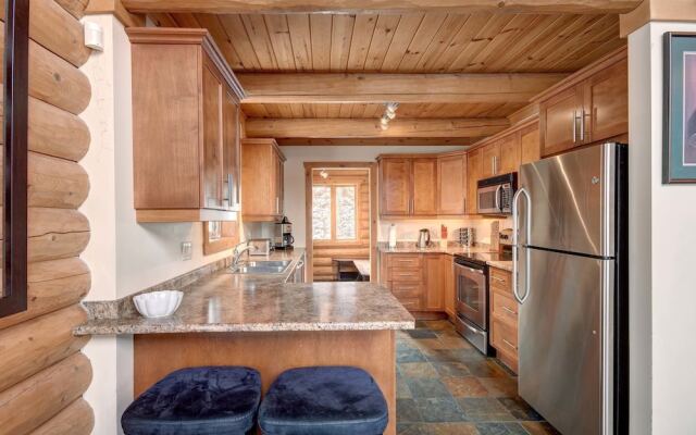 Chalet Navajo