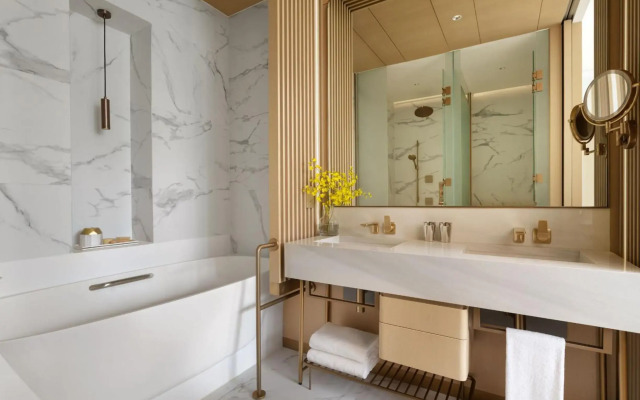 The Silveri Hong Kong - MGallery