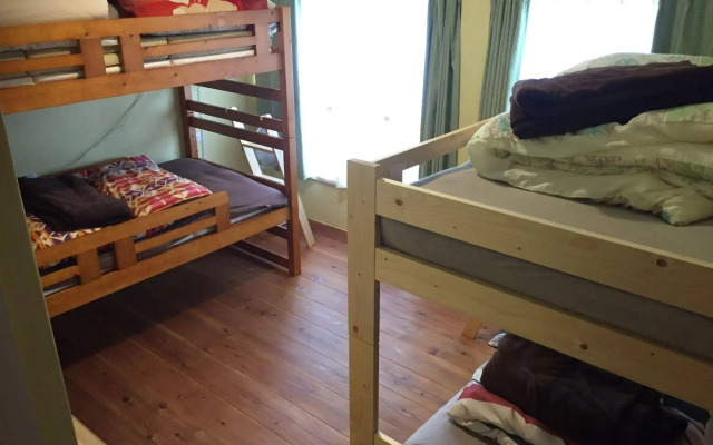 Guest House & Cafe Ohana