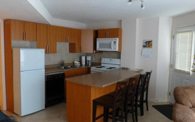Peachland Lakeview Vacation Suite