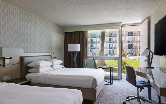 Los Angeles Airport Marriott