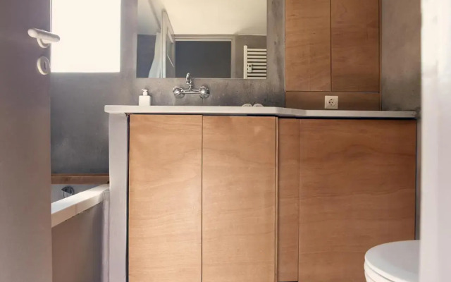 Two level apartment with panoramic view