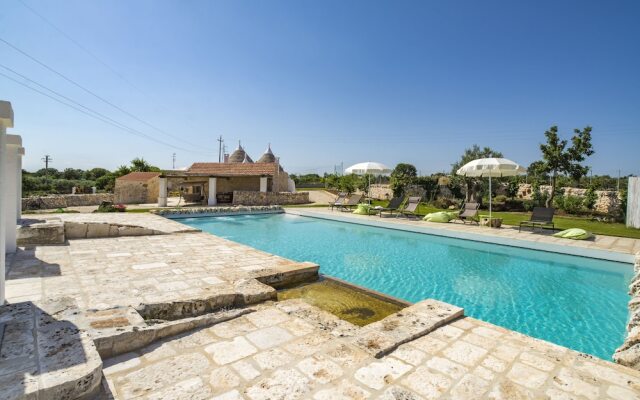 Don Diego, Trulli Villa with pool