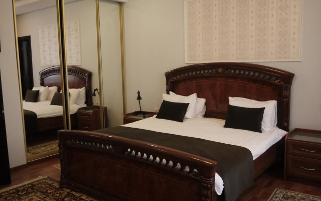 Stariy Stalingrad Hotel