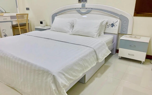 Endhaa, Divers Home