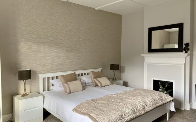 Tyn Y Fron Country House