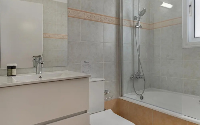 Phaedrus Living: Paphos Ithaki Gardens Flat