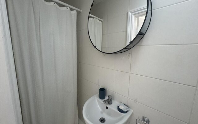 Charming Large Studio Apartment With Balcony