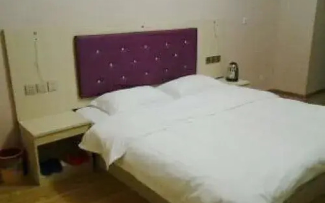Yayi Hotel