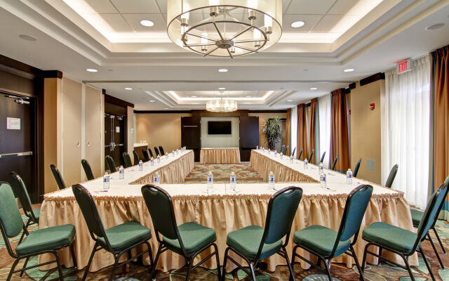 Holiday Inn Express Hotel & Suites Waterloo - St Jacobs by IHG