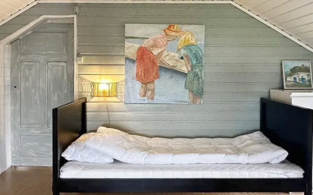 7 Person Holiday Home in Averoy-by Traum